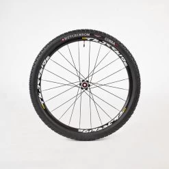 Rockrider ROUE VTT ARRIERE 27.5 DISC CROSSRIDE TUBELESS READY - MONTEE EN HUTCHINSON COBRA