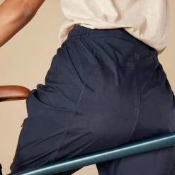 BTWIN SURPANTALON PLUIE VELO VILLE 900 BLEU FEMME -Promos Vélos Boutique surpantalon pluie velo ville 900 bleu femme 6