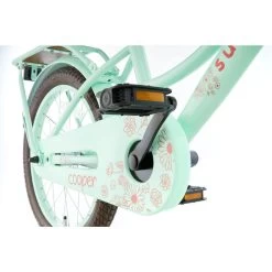 Vélo Enfant SuperSuper Cooper Bamboo - 18 Pouces - Vert Pistache 9 Vélo Enfant SuperSuper Cooper Bamboo - 18 Pouces - Vert Pistache -Promos Vélos Boutique velo enfant supersuper cooper bamboo 18 pouces vert pistache 3